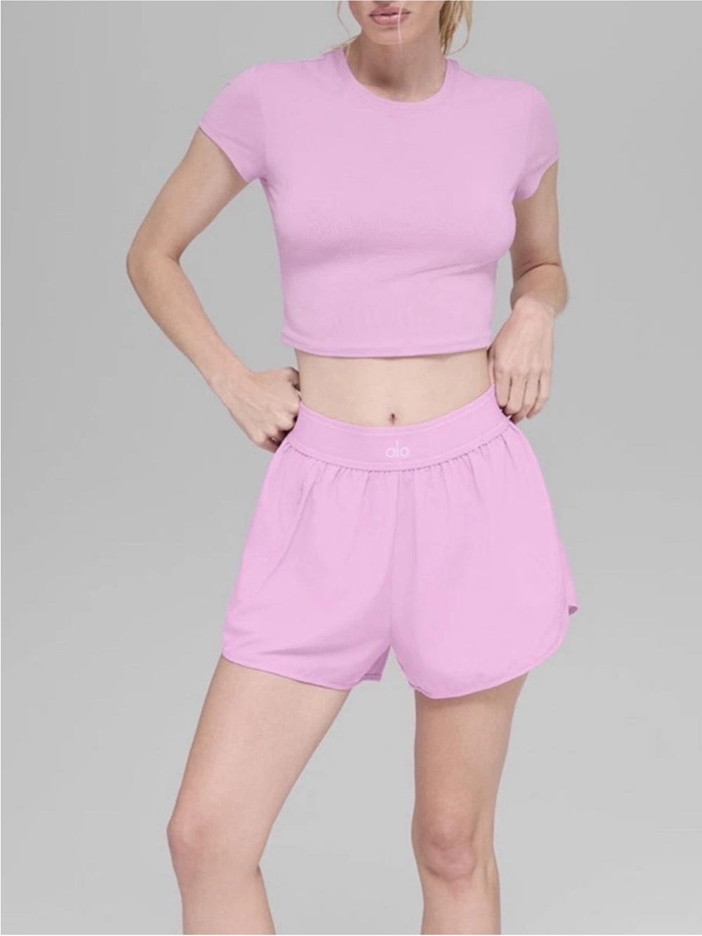 NWT Alo Yoga Match Point Short - Candy Heart Pink S - Picture 1 of 4